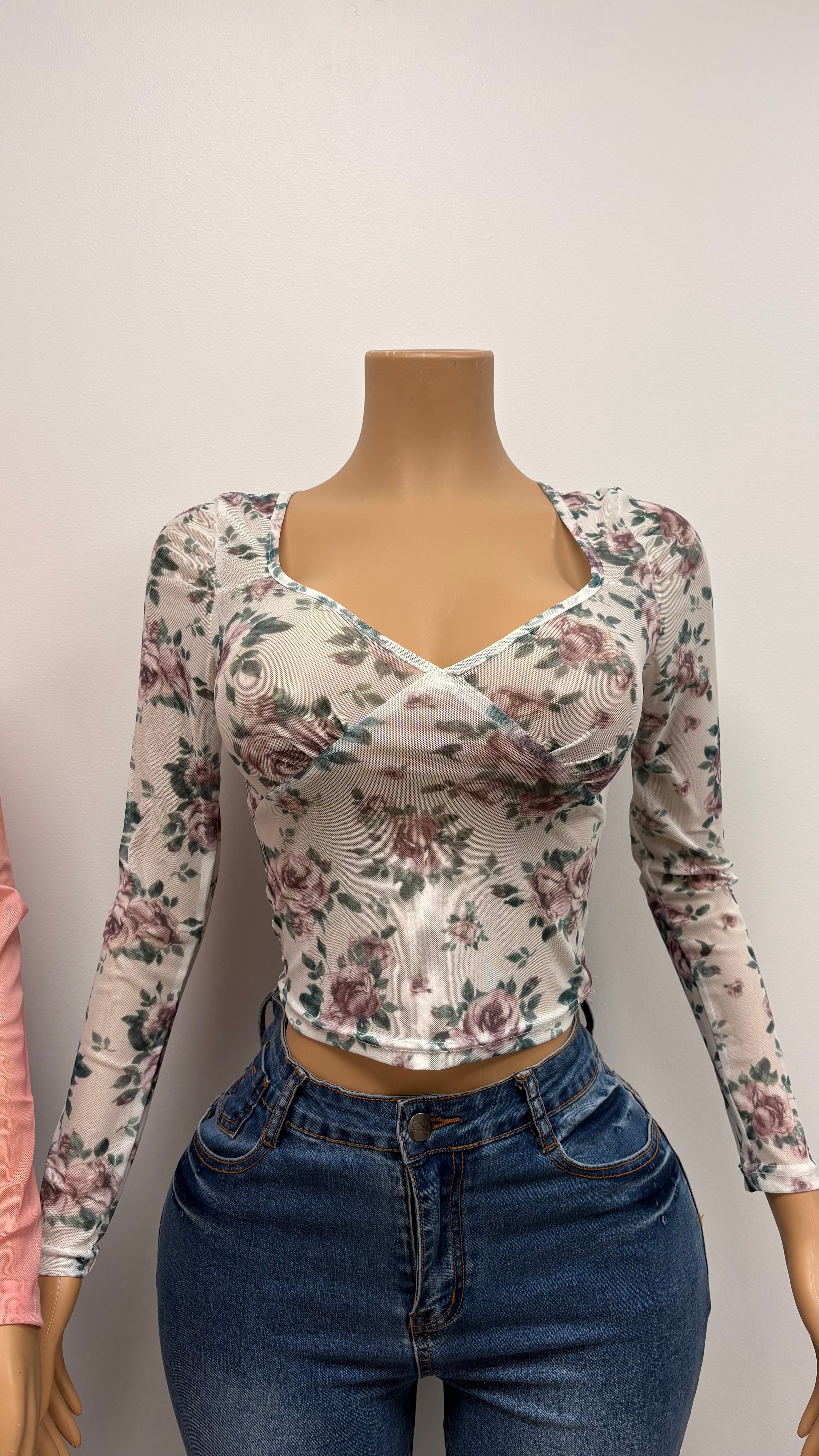 Blusa con transparencias