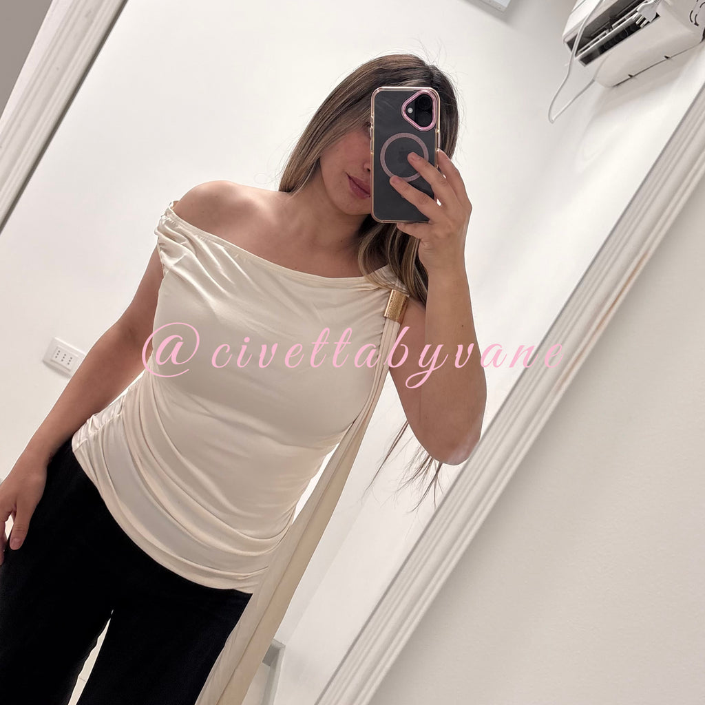 Blusa silueta con detalle en manga